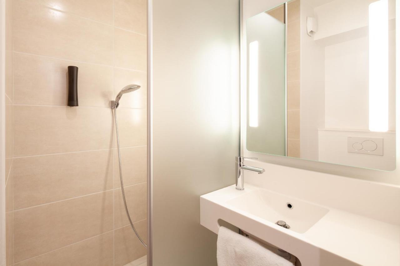 B&B Hotel Bois D'Arcy Saint Quentin En Yvelines Luaran gambar