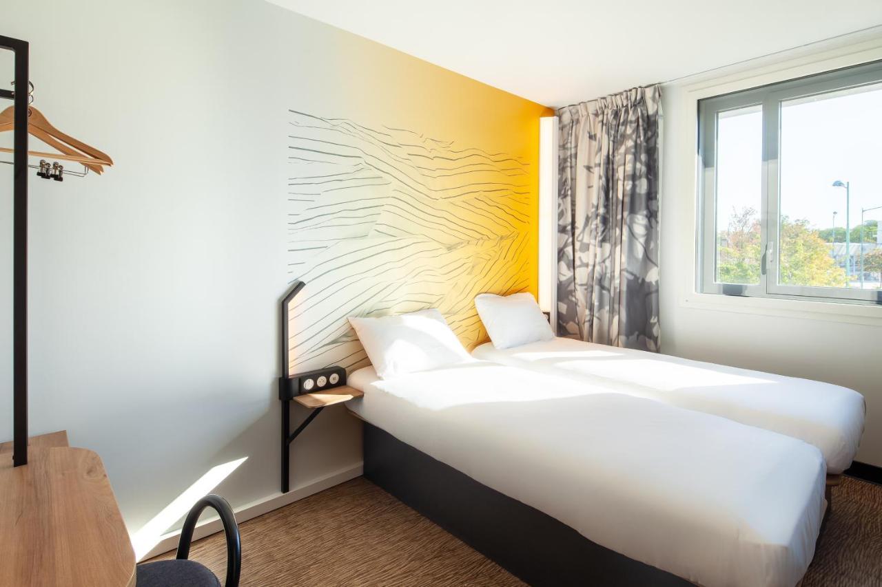 B&B Hotel Bois D'Arcy Saint Quentin En Yvelines Luaran gambar