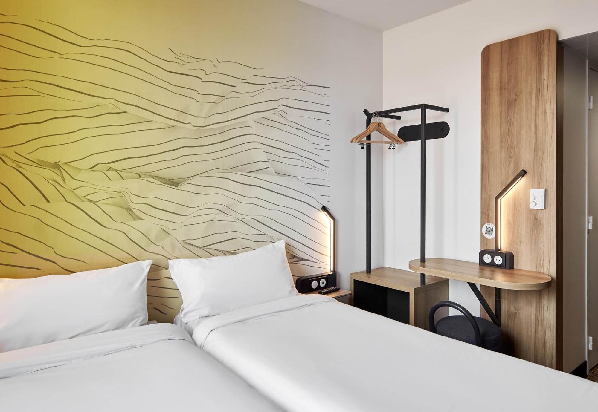 B&B Hotel Bois D'Arcy Saint Quentin En Yvelines Luaran gambar